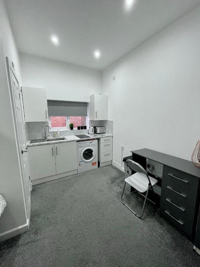 Self Contained Studio In Bham City Centre W Parking Birmingham Exterior foto